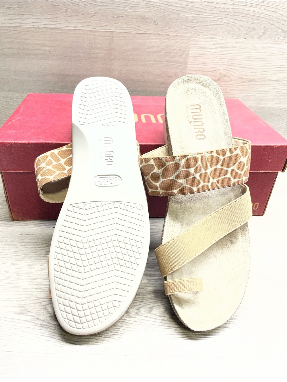 Munro Tan Giraffe-Print Elastic Slide Sandals #779